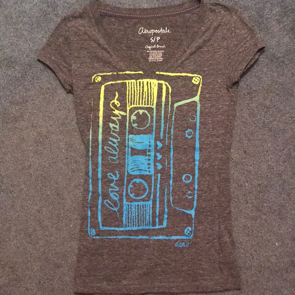 Aeropostale t-shirt, size small